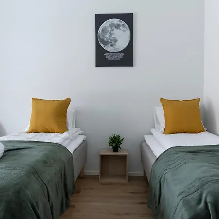 Free Park Street Level Apartman